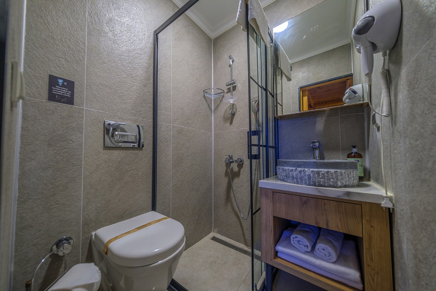 1+1 Jakuzili Bungalow  Kısmi Havuz ve Deniz Manzaralı, Havuz Bağlantılı