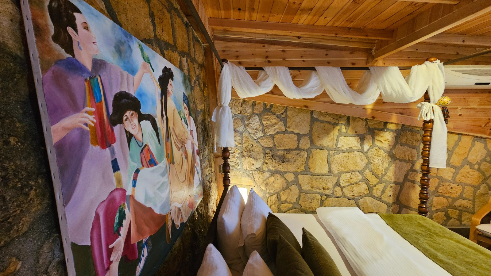 1+1 Jakuzili Bungalow  Kısmi Havuz ve Deniz Manzaralı, Havuz Bağlantılı